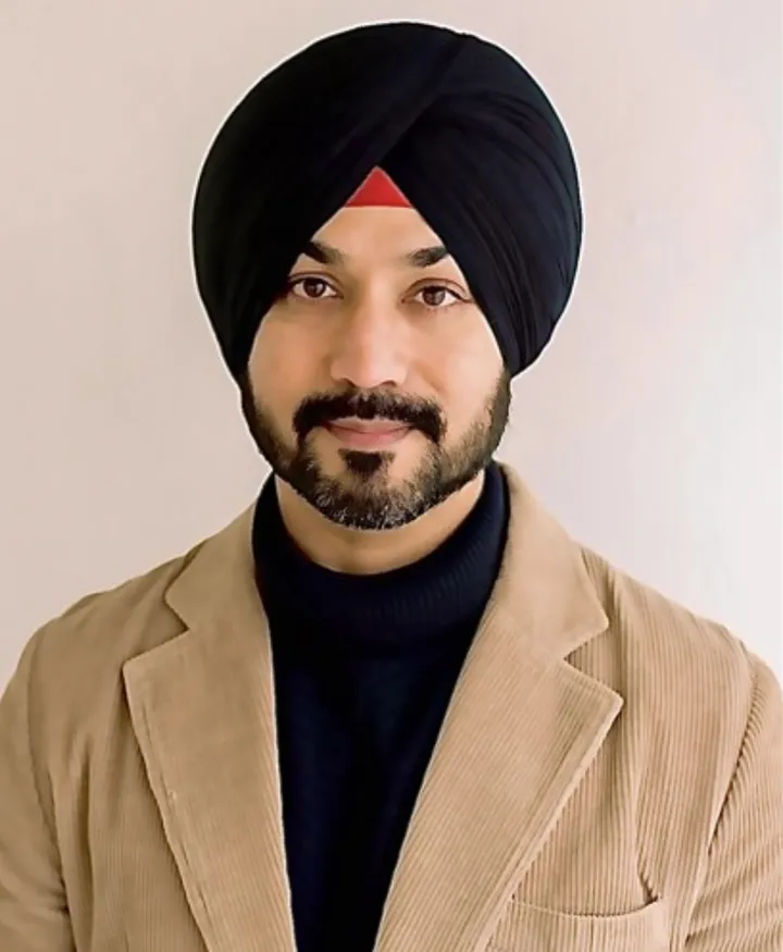 Tanvir (TEE) Dhindsa Headshot